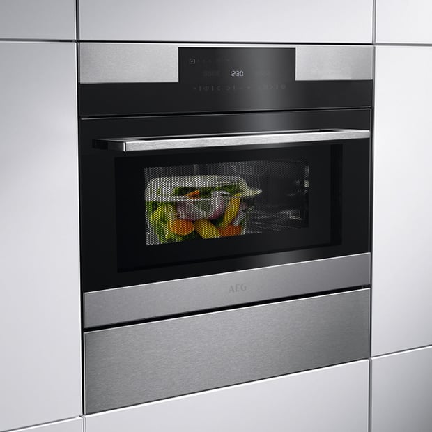 AEG 24 inch Built-in Speed Oven