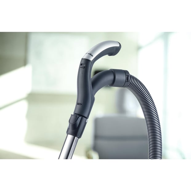 Miele Complete C3 Canister Vacuum