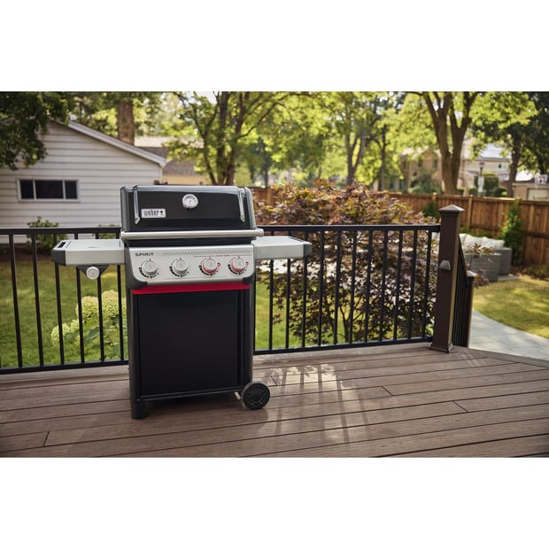 Weber Spirit E-435 Freestanding 4 Burner Liquid Propane BBQ Grill