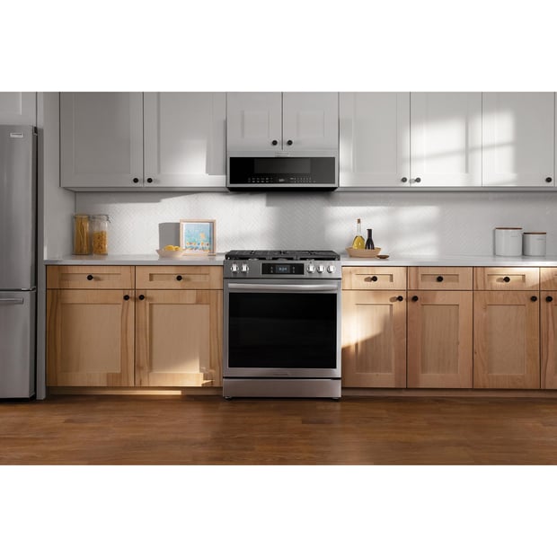 Frigidaire Gallery 2.1 cu.ft. 400 CFM OTR Microwave Oven