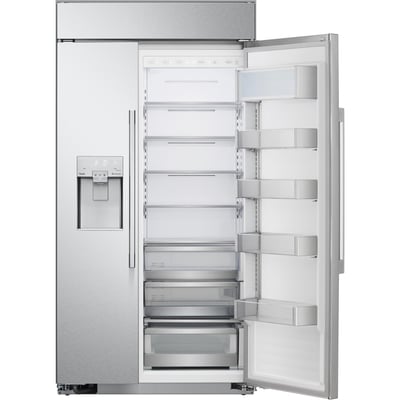 LG 25.6 cu.ft. Side-by-Side Refrigerator