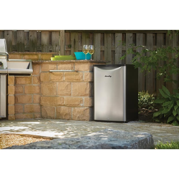 Danby Free-standing 21 inch 4.4 cu.ft. Compact Bar Refrigerator