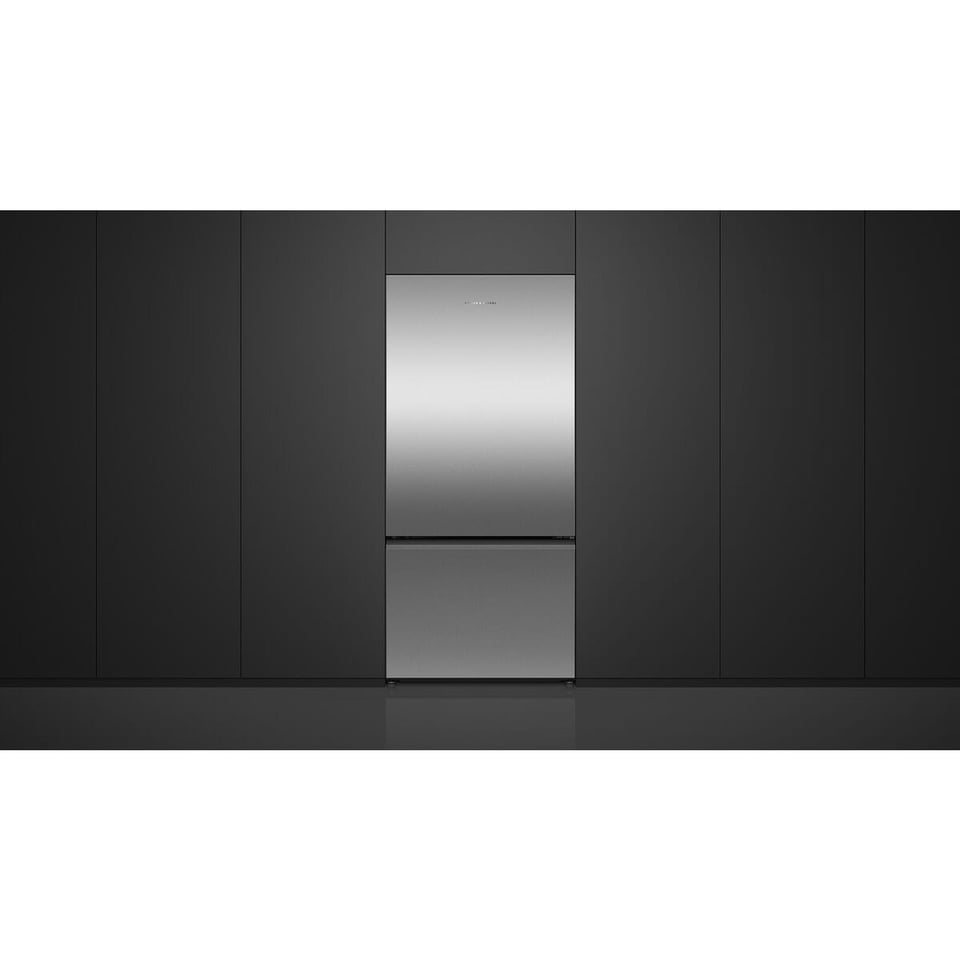 Fisher & Paykel 18.2 cu.ft. Counter-Depth Bottom-Freezer