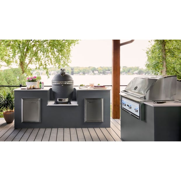 Lynx Pro Built-in 22 inch Charcoal BBQ Grill 