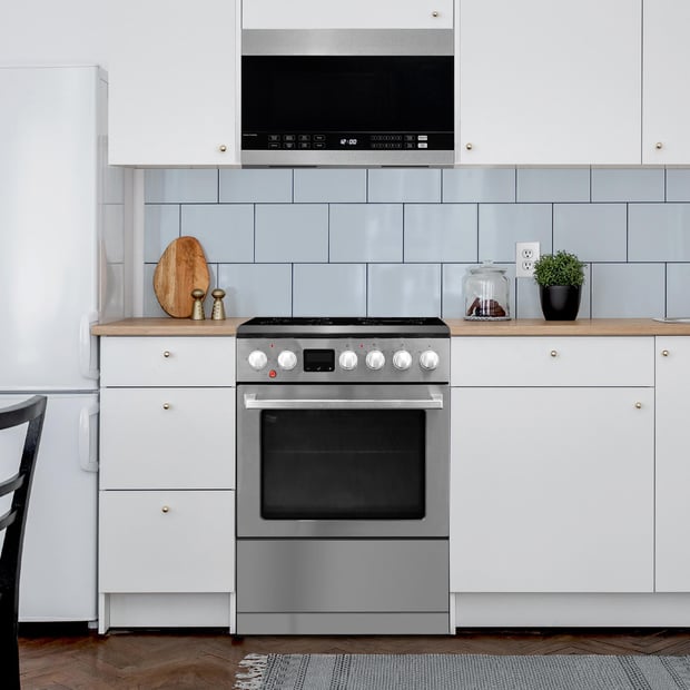 Danby 1.4 cu.ft. 300 CFM Over-the-Range Microwave Oven