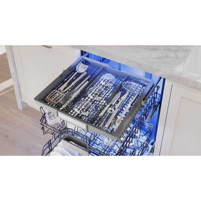 Thermador 6 Cycle Dishwasher with Hidden Controls