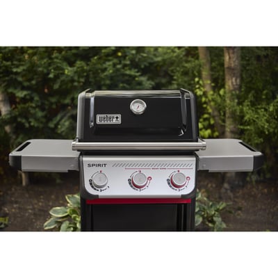 Weber Spirit E-325 Freestanding 3 Burner Liquid Propane BBQ Grill