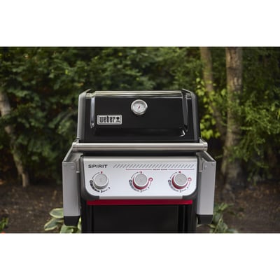 Weber Spirit E-325 Freestanding 3 Burner Liquid Propane BBQ Grill