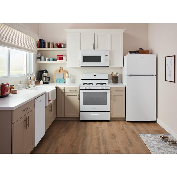 Amana 16.4 cu.ft. Top-Freezer Refrigerator