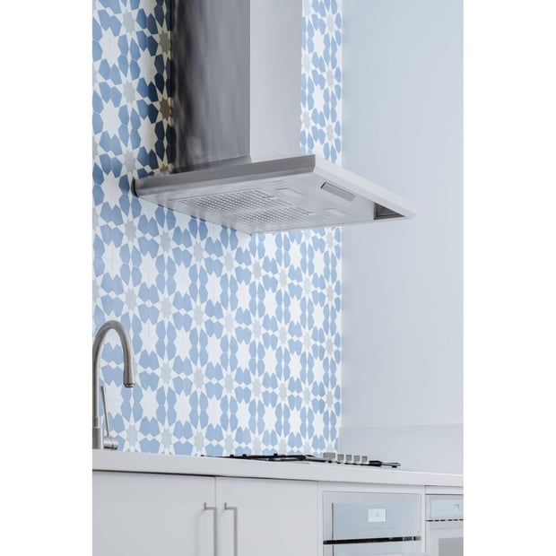 Thermador 30 inch 600 CFM Pyramid Chimney Wall Hoodfan
