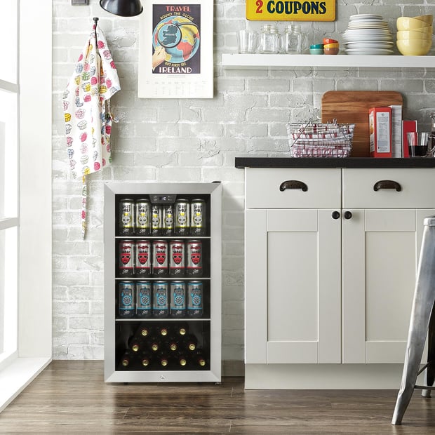 Danby Free-standing 18 inch 4.5 cu.ft. Beverage Centre