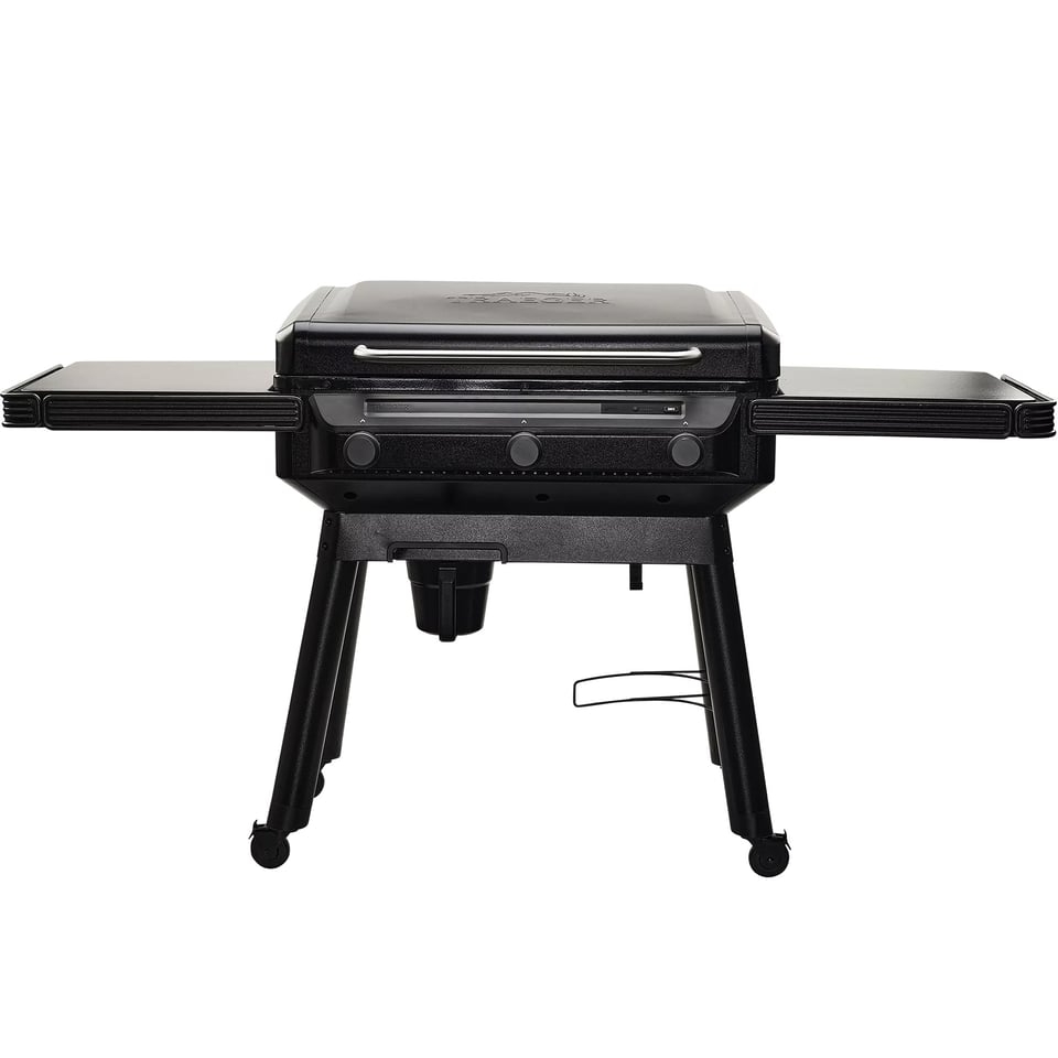 Traeger Flatrock<sup>®</sup> Freestanding 74 inch BBQ