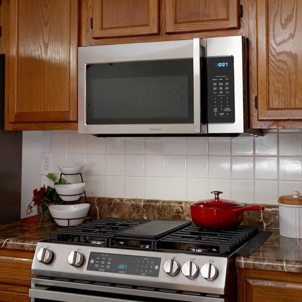 Hisense 1.7 cu.ft. 300 CFM OTR (Over-the-Range)  Microwave Oven