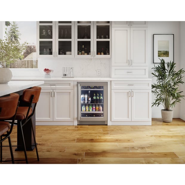 Zephyr Presrv Freestanding or Built-in 24 inch 5.6 cu.ft. Beverage Centre