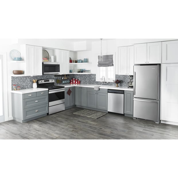 Amana 18.67 cu.ft.  Bottom-Freezer Refrigerator