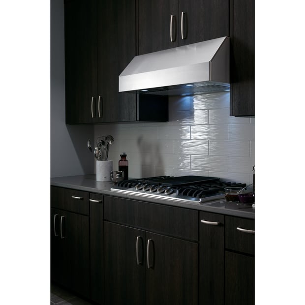 Frigidaire Professional 30 inch 400 CFM Under-Cabinet Hoodfan
