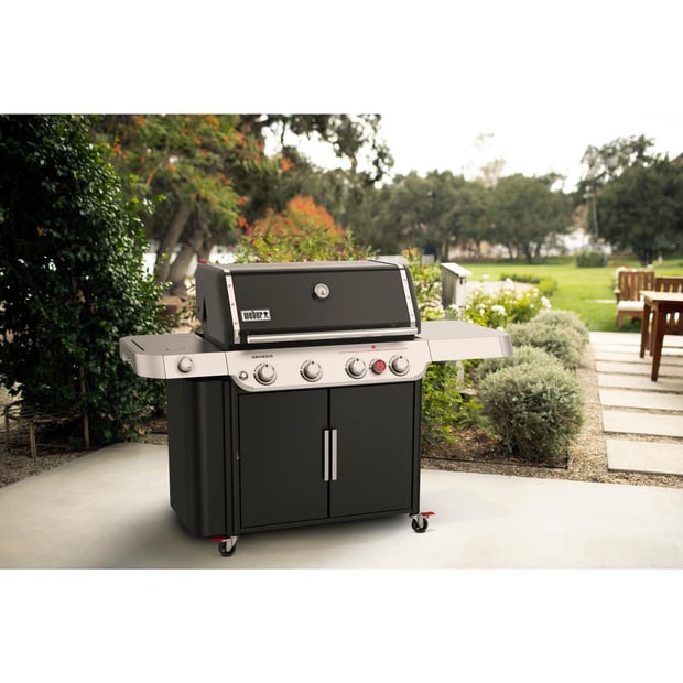 Weber Genesis E-435 and S-435 Freestanding 4 Burner Liquid Propane BBQ Grill