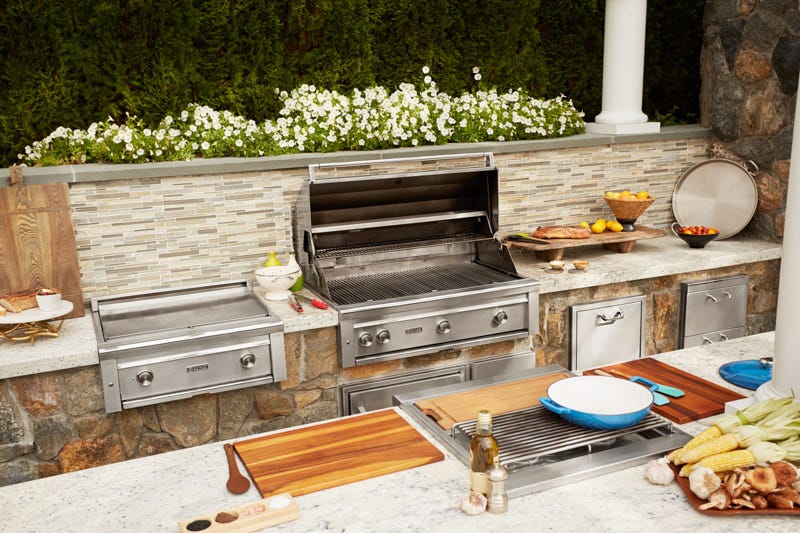 Outdoor kitchen with natural gas built-in BBQ from Trail Appliances