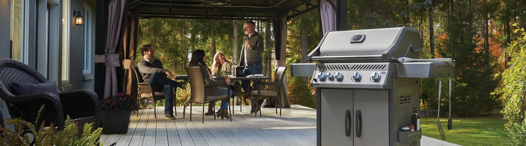 The Outdoor Kitchen of Your Dreams